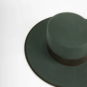 Fernandez y Roche Bolero Filzhut