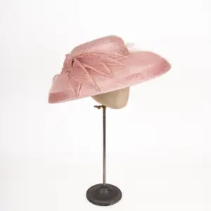 Sinamay Saucer Susanna