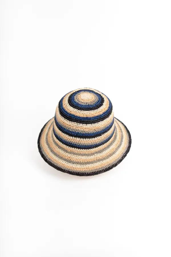 Fiebig Häkelhut gestreift aus Raffia Fiebig Häkelhut gestreift aus Raffia