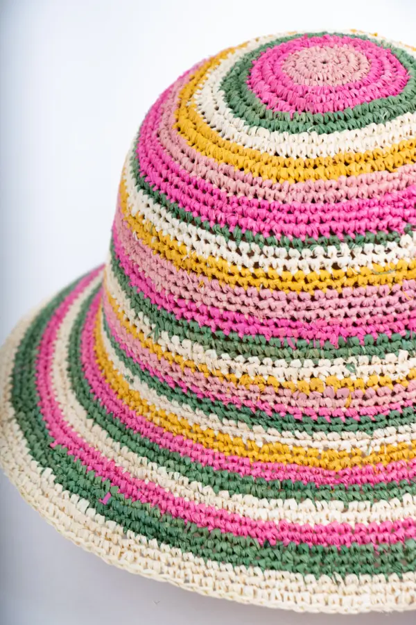 Fiebig Häkelhut gestreift aus Raffia Fiebig Häkelhut gestreift aus Raffia