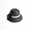 Cloche Damenhut aus Parasisol-Stroh
